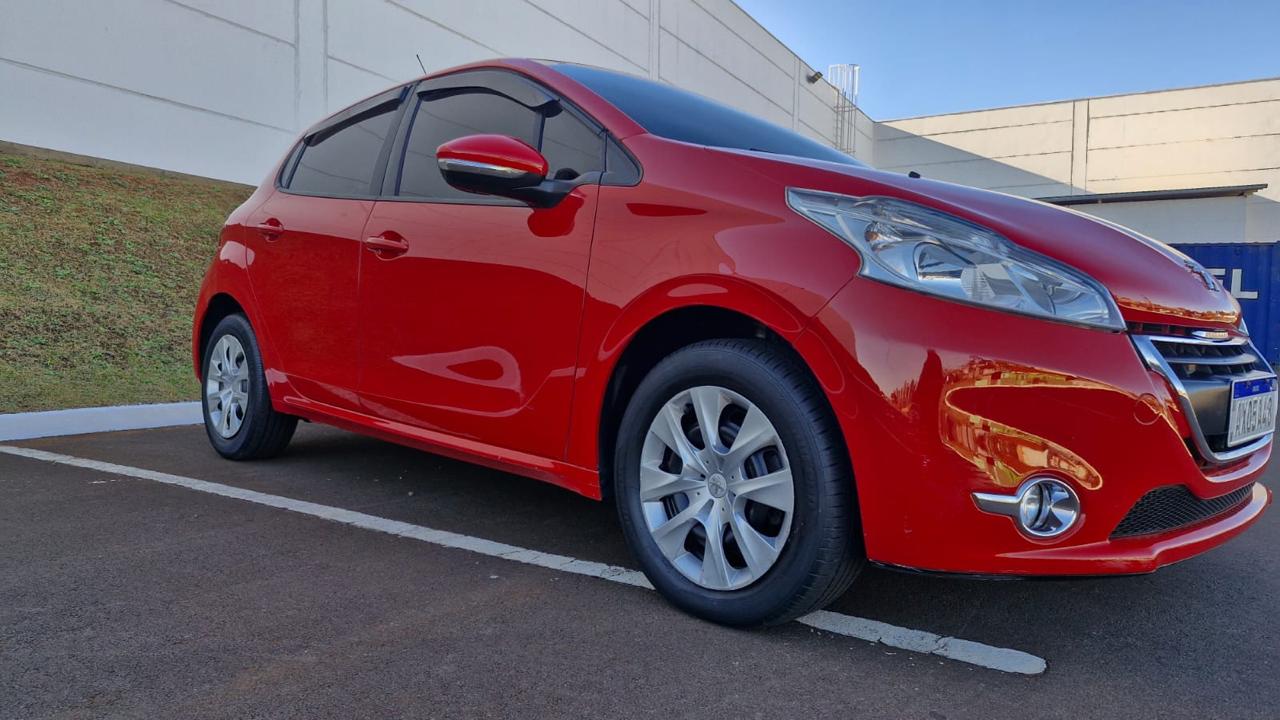 PEUGEOT/208 ACTIVE