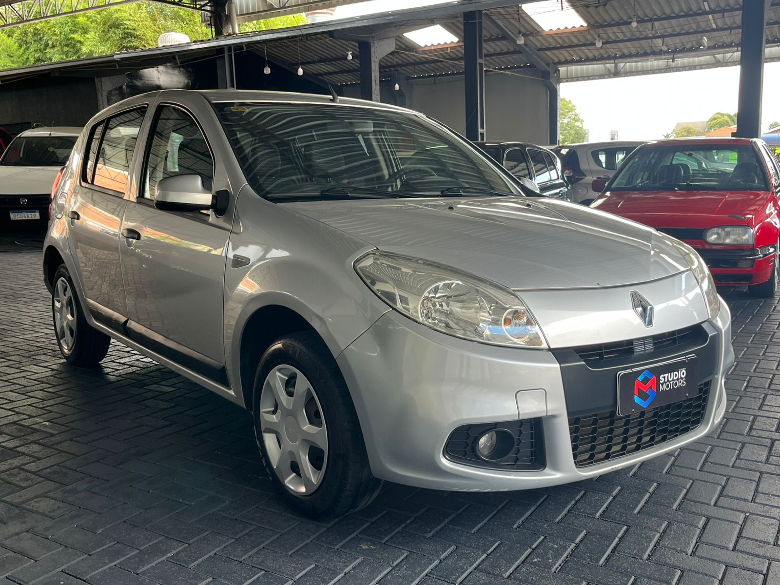 RENAULT SANDERO